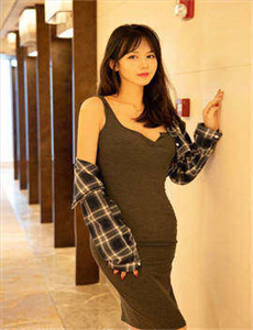 女巫安妮海瑟薇