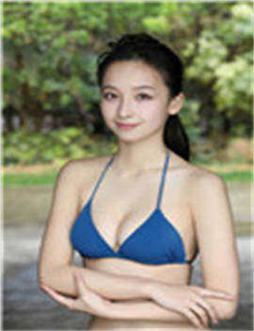 男子修洗衣机被卡-九九热精品在线观看